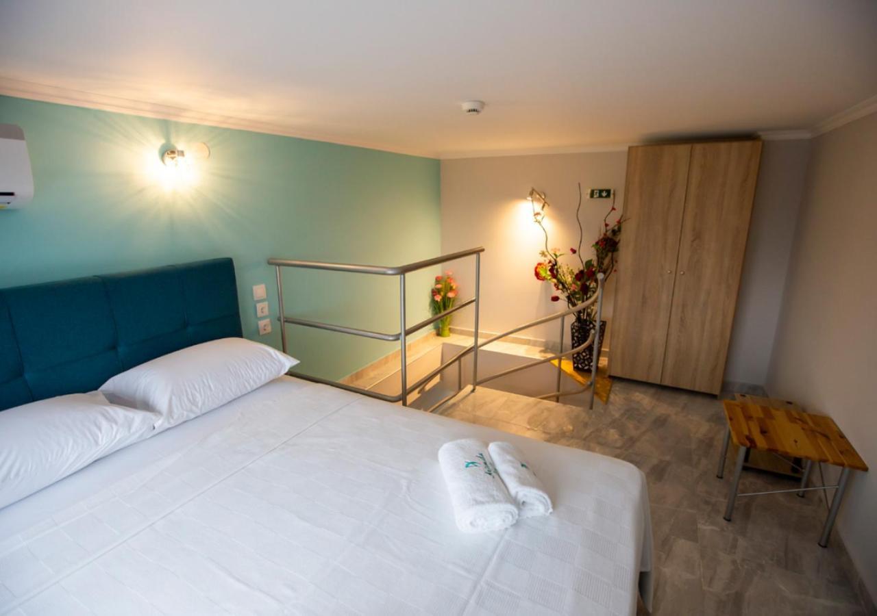 Artemida Suites Hanioti Ngoại thất bức ảnh