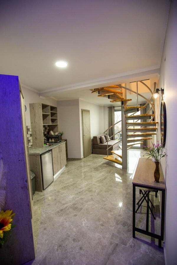Artemida Suites Hanioti Ngoại thất bức ảnh