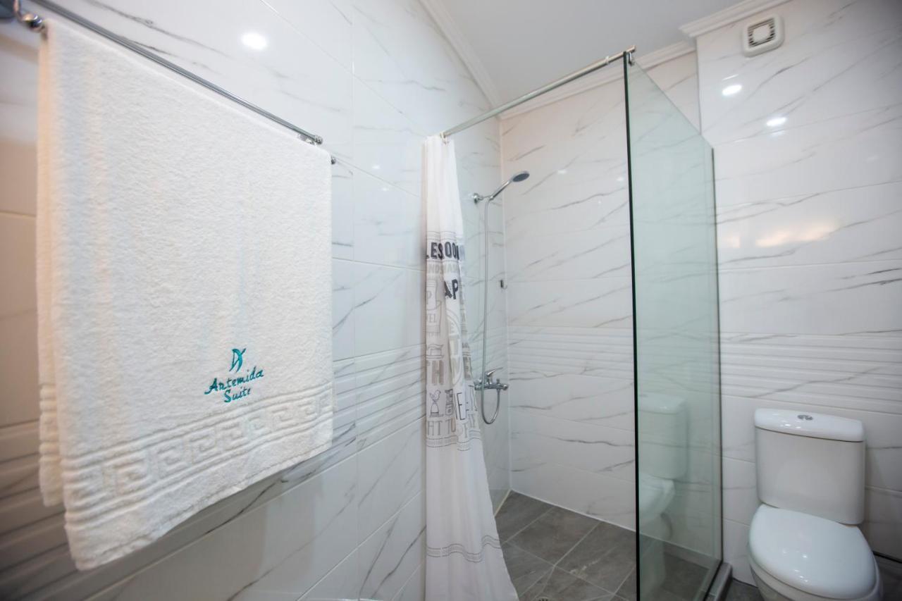 Artemida Suites Hanioti Ngoại thất bức ảnh